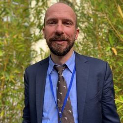 image-9eb9bd25ae1da07769f36ba27ccd4fe4c6d9cb21-800x1065-jpg